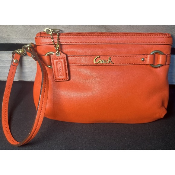Coach Dark Coral Leather Wristlet Clutch‎ Bag Gold Tone Hardware - Picture 4 of 7